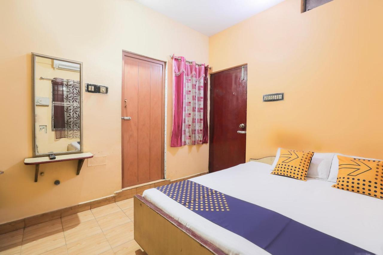 Hôtel Spot On 64228 Ram Palace à Chennai Extérieur photo